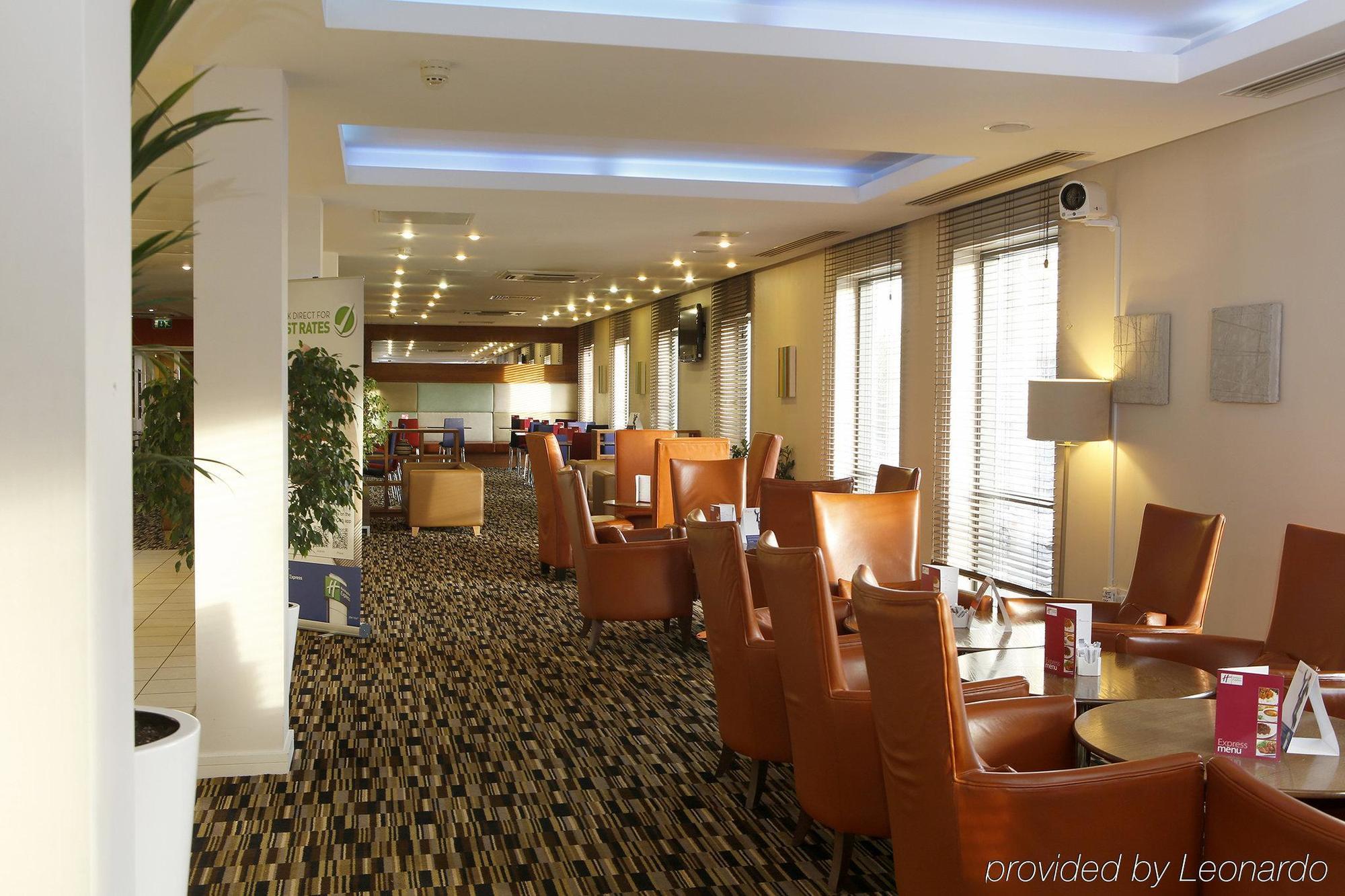 Holiday Inn Express Stevenage, An Ihg Hotel Luaran gambar